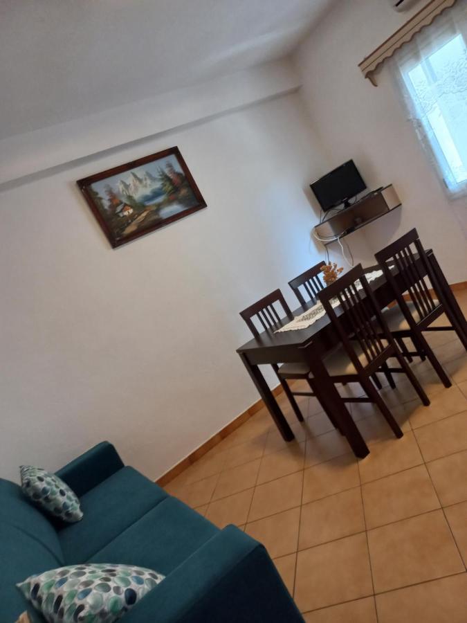Apartament Gloria&Mitati Орикум Экстерьер фото