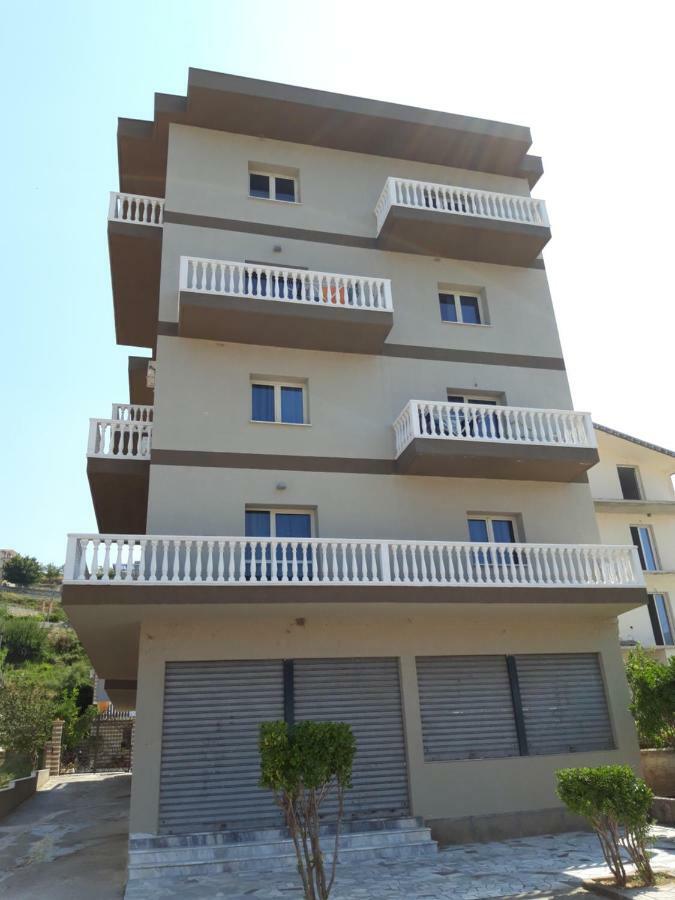 Apartament Gloria&Mitati Орикум Экстерьер фото